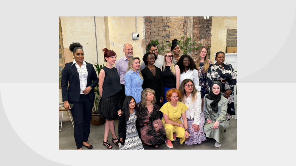 Image with the Kimolian Academy team and graduates.